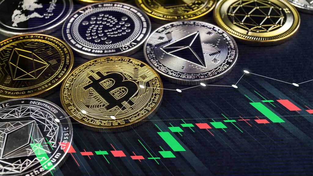 Altseason 2025 Signals Flash as Bitcoin Dominance Peaks: Is a Massive Rotation Near?