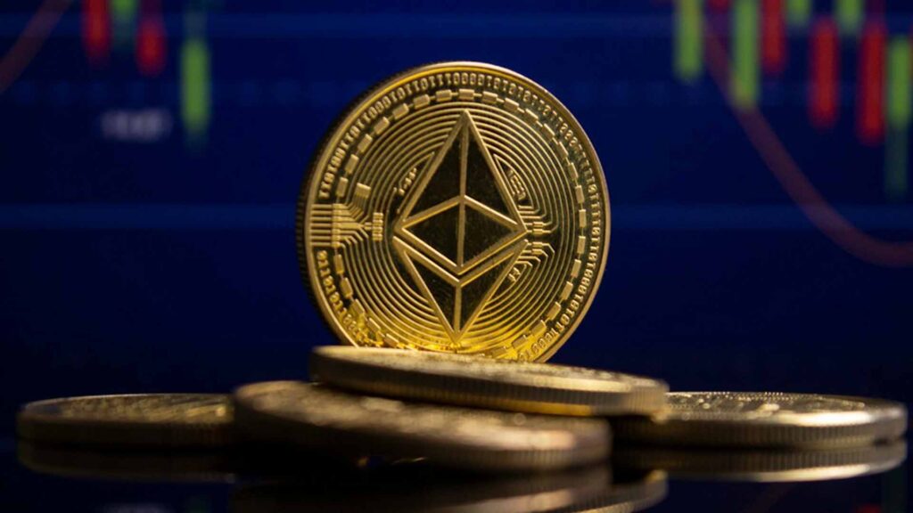 Predicción del precio de Ethereum: Hayes se deshace de 6 000 ETH mientras los analistas vigilan el soporte de los 1 500 dólares