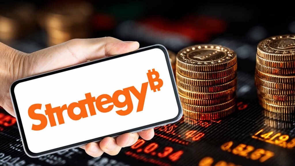 MSTR Stock Gains as Barclays Raises Strategy Target to $175